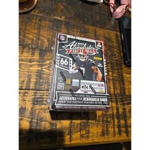 2023 Panini Absolute Football Blaster Box Trading Cards